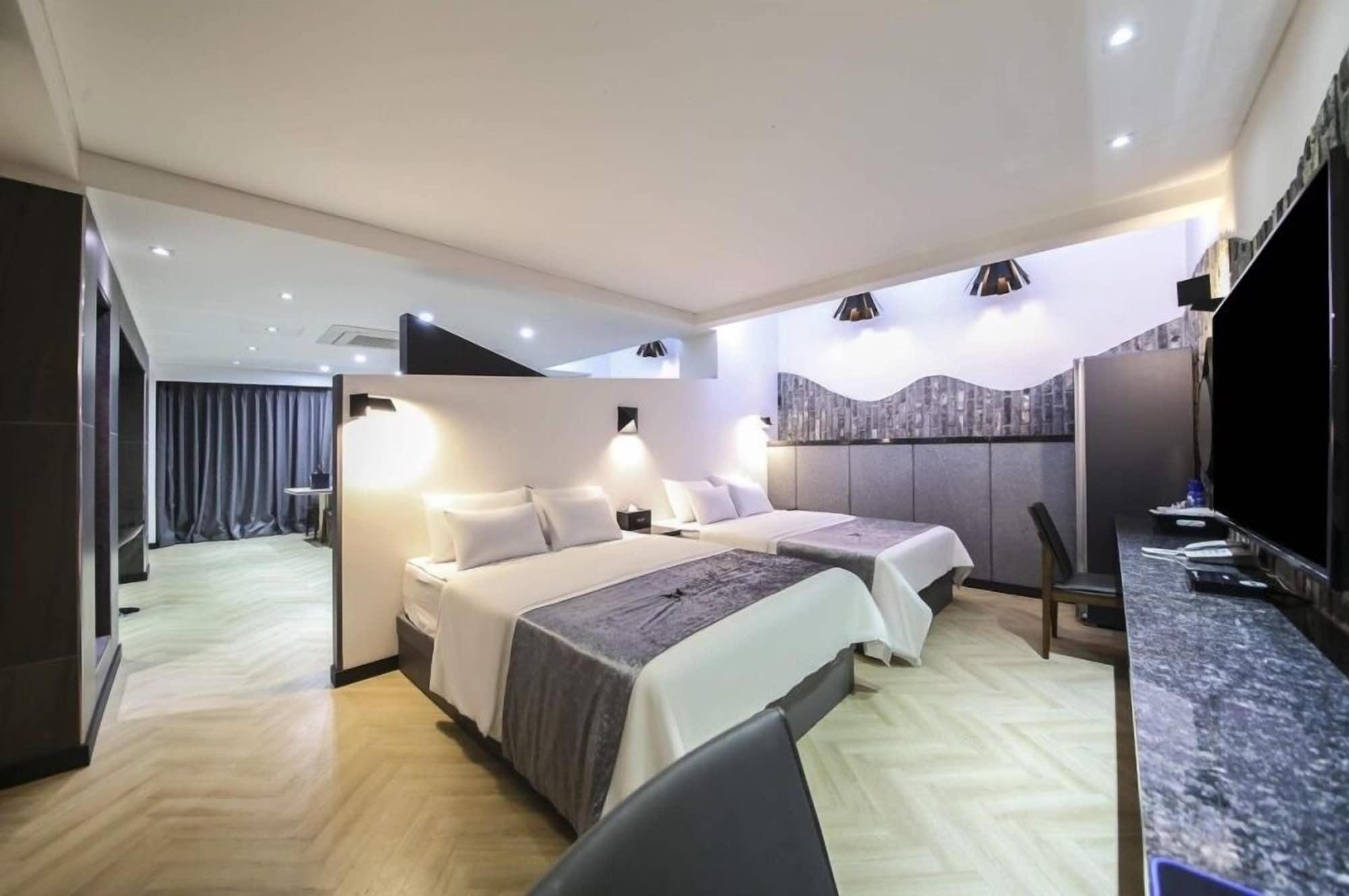 Seosan Aria Hotel エクステリア 写真